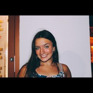 Meet your Posher, Abby